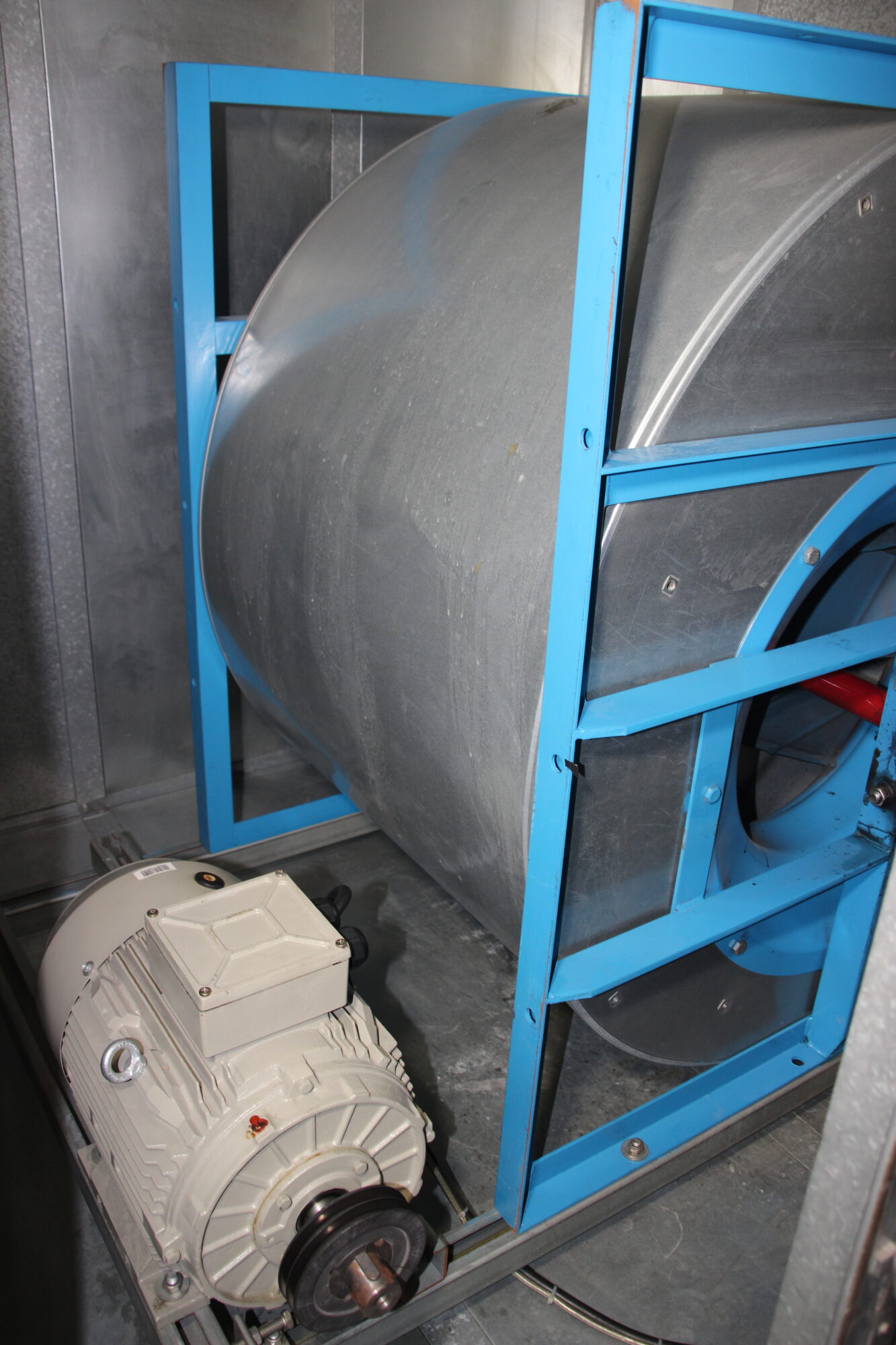 Direct-aangedreven-EC-ventilator-Piguillet-Groep-Kantoorpand-Boeingavenue